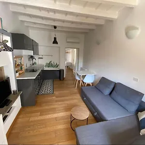 Corso 8 Appartamento Milano